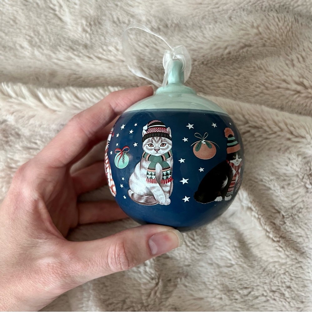 Cute Cat Christmas Ornament NIB